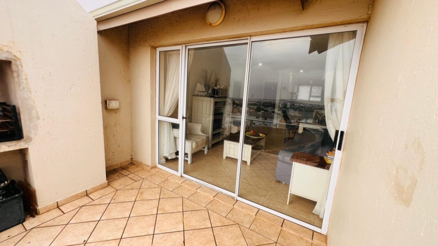 To Let 2 Bedroom Property for Rent in Jeffreys Bay Central Eastern Cape
